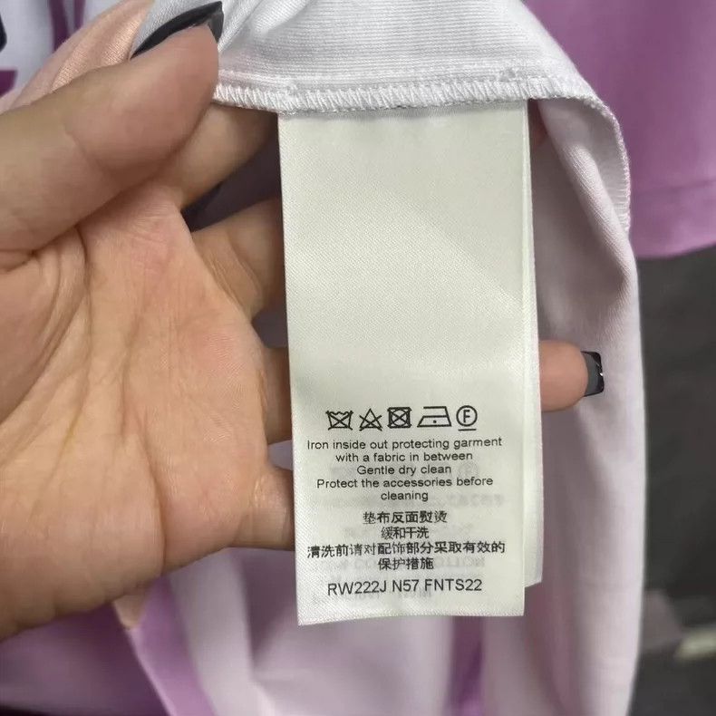 Louis Vuitton Louis Vuitton Pink Logo Gradient T-Shirt Size US XXL / EU 58 / 5 - 4 Thumbnail