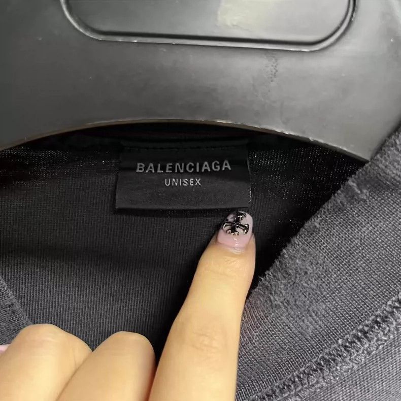 Balenciaga Balenciaga Black Graphic Short Sleeve T-Shirt Size US S / EU 44-46 / 1 - 3 Thumbnail