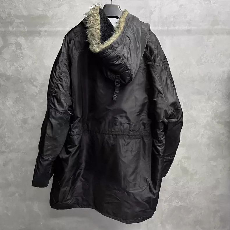 Balenciaga Balenciaga Black Long Sleeve Coat Size US L / EU 52-54 / 3 - 2 Thumbnail