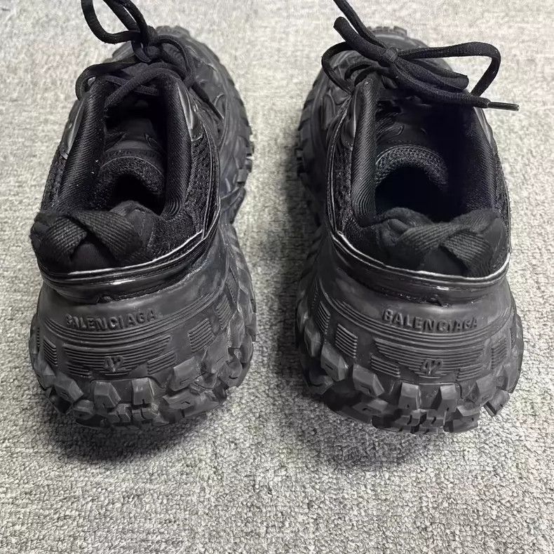 Balenciaga Balenciaga Black Retro Low-Top Sneakers Size US 9 / EU 42 - 3 Thumbnail