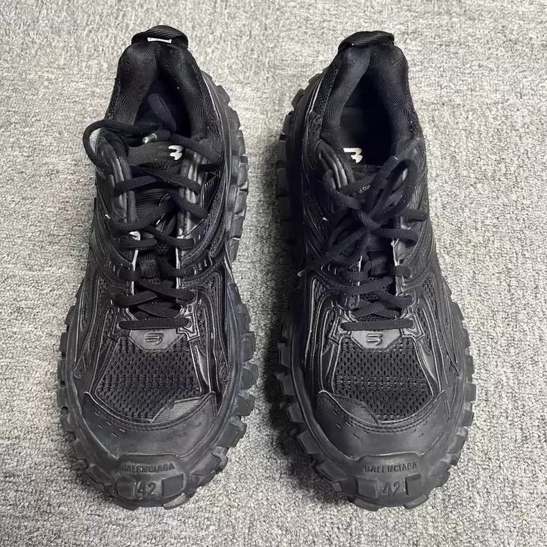 Balenciaga Balenciaga Black Retro Low-Top Sneakers Size US 9 / EU 42 - 2 Thumbnail