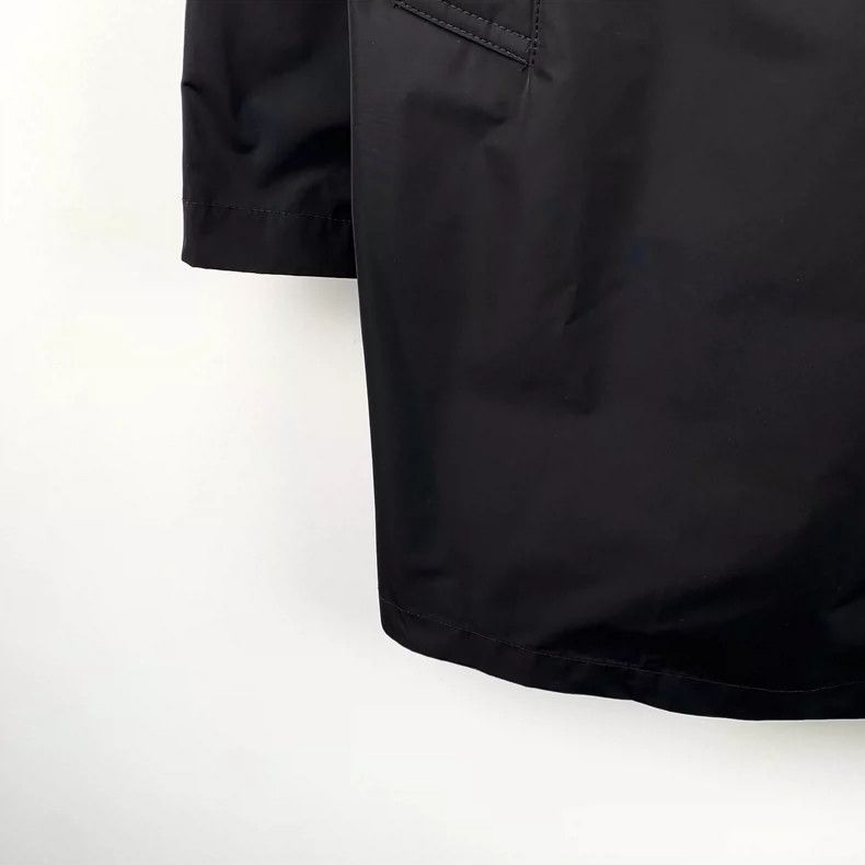Burberry Burberry Black Long Sleeve Overcoat Size 50 Size US L / EU 52-54 / 3 - 4 Thumbnail