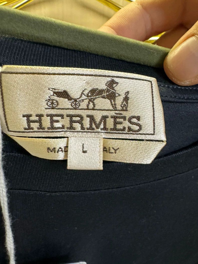 Hermes Hermes SS23 Logo T-Shirt for Men Size US L / EU 52-54 / 3 - 5 Thumbnail