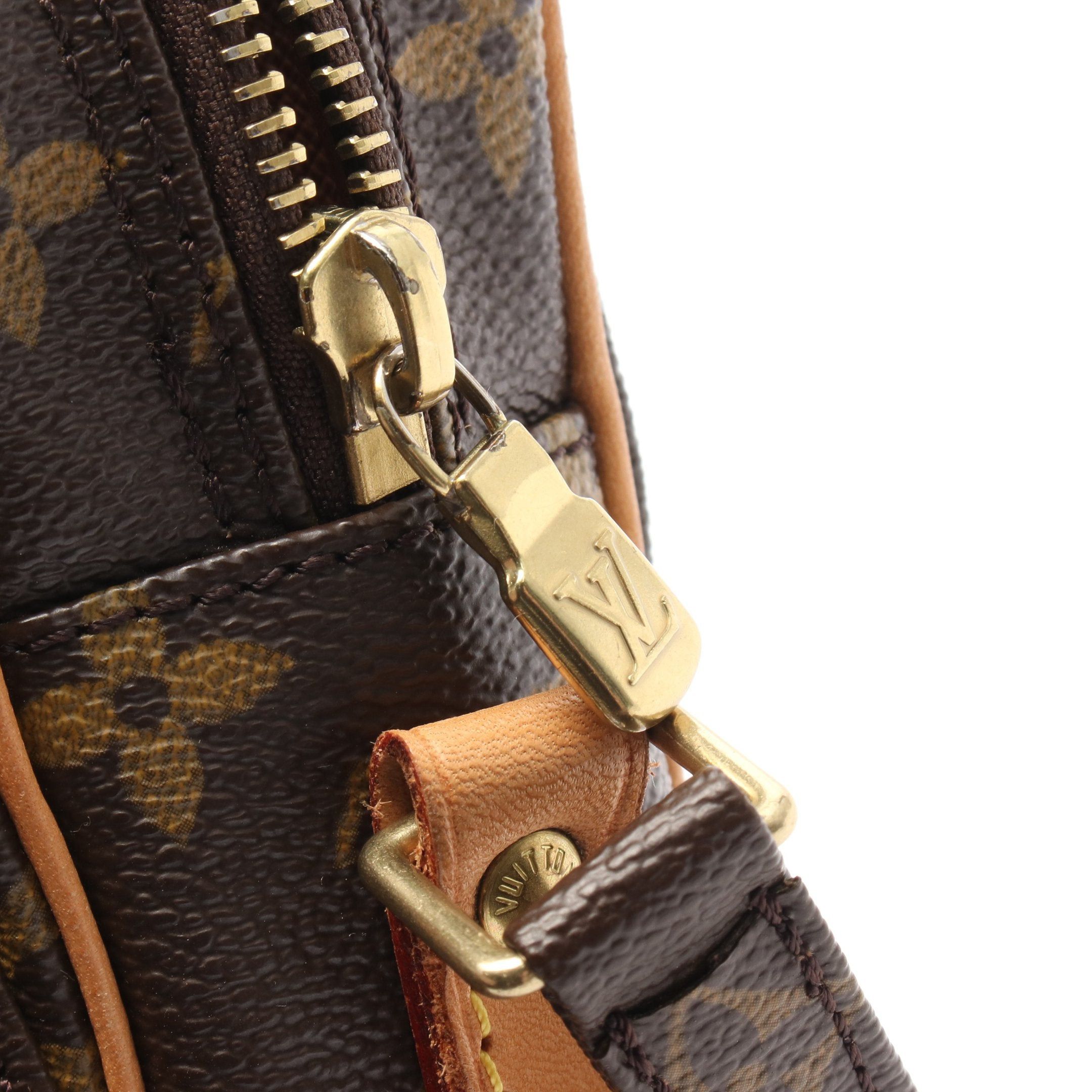 Louis Vuitton Louis Vuitton Amazon Monogram Shoulder Bag Leather Brown Size ONE SIZE - 7 Thumbnail