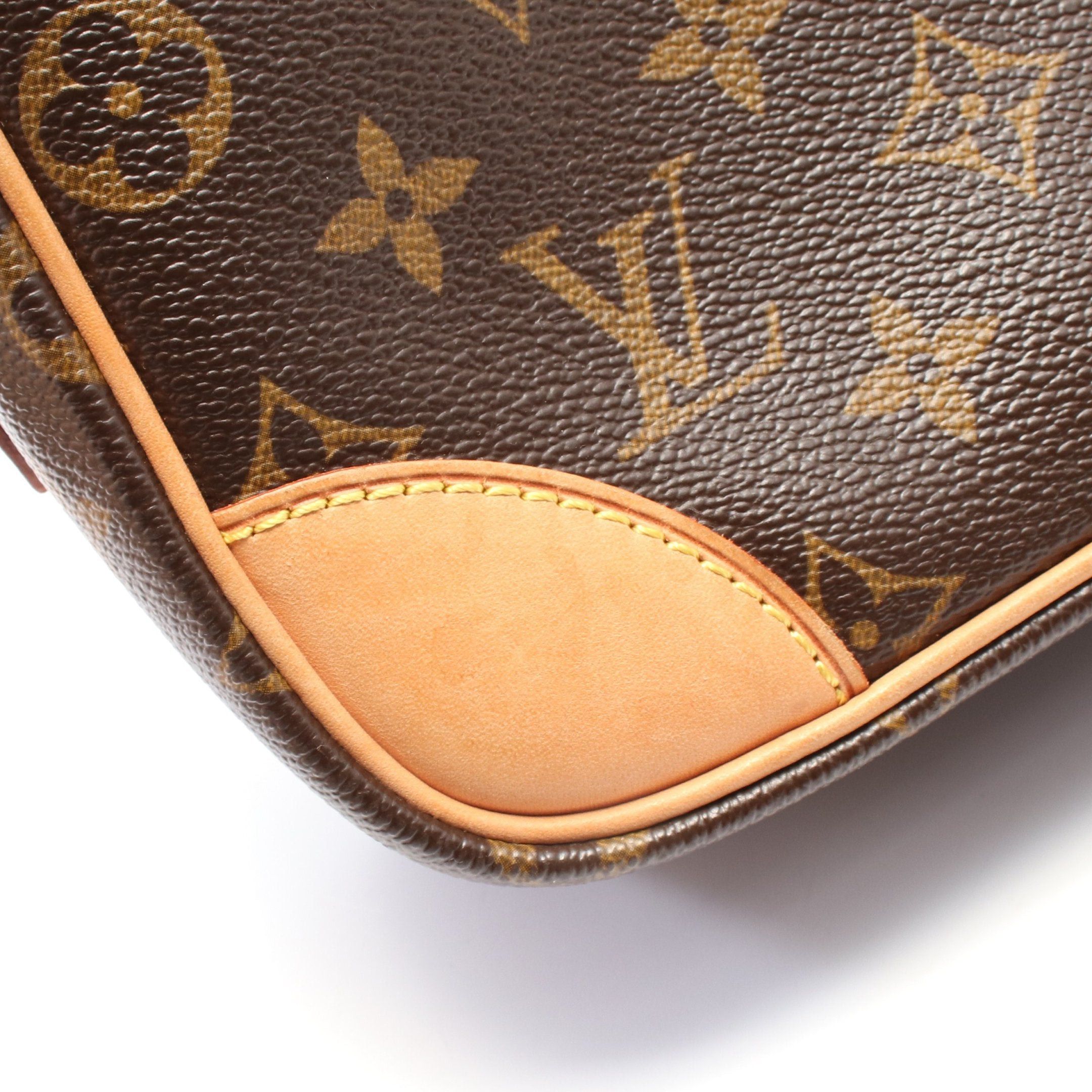 Louis Vuitton Louis Vuitton Trocadero 27 Monogram Shoulder Bag Leather Brown Size ONE SIZE - 6 Thumbnail