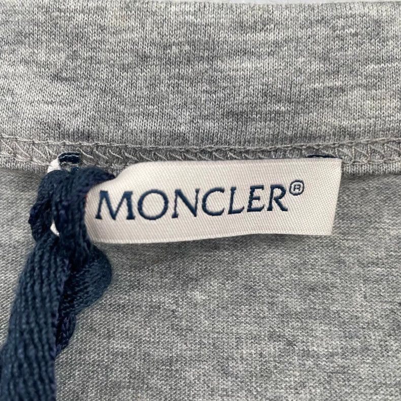Moncler Moncler Gray Logo Short Sleeve T-Shirt Size US L / EU 52-54 / 3 - 4 Thumbnail