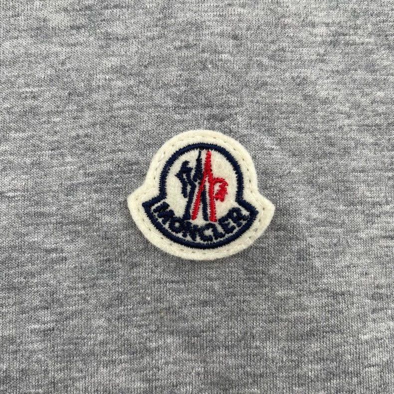 Moncler Moncler Gray Logo Short Sleeve T-Shirt Size US L / EU 52-54 / 3 - 3 Thumbnail