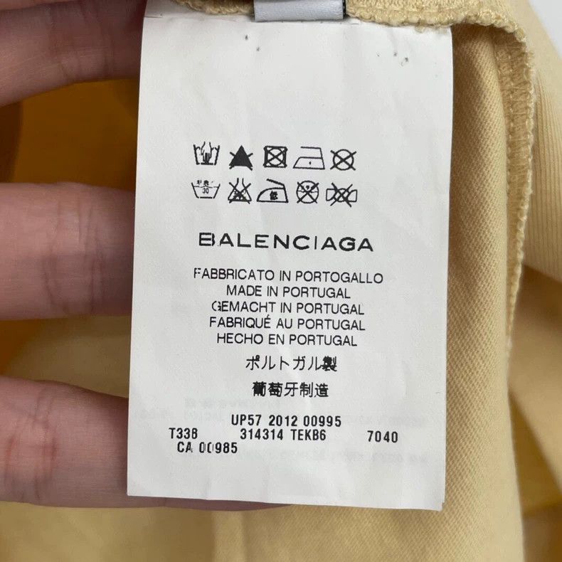 Balenciaga Balenciaga Beige Embroidered Short Sleeve T-Shirt Size US L / EU 52-54 / 3 - 4 Thumbnail