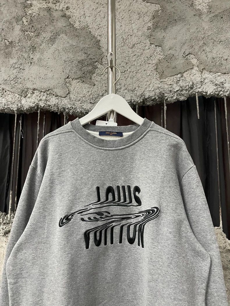 Louis Vuitton Louis Vuitton Embroidered Sweatshirt Size US M / EU 48-50 / 2 - 3 Thumbnail