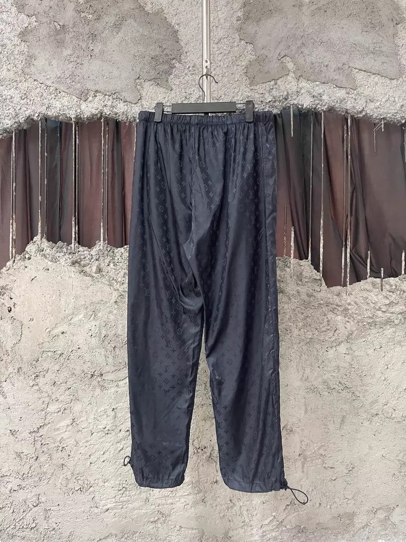 Louis Vuitton Louis Vuitton Dark Pattern Pants Size US 42 / EU 58 - 2 Thumbnail