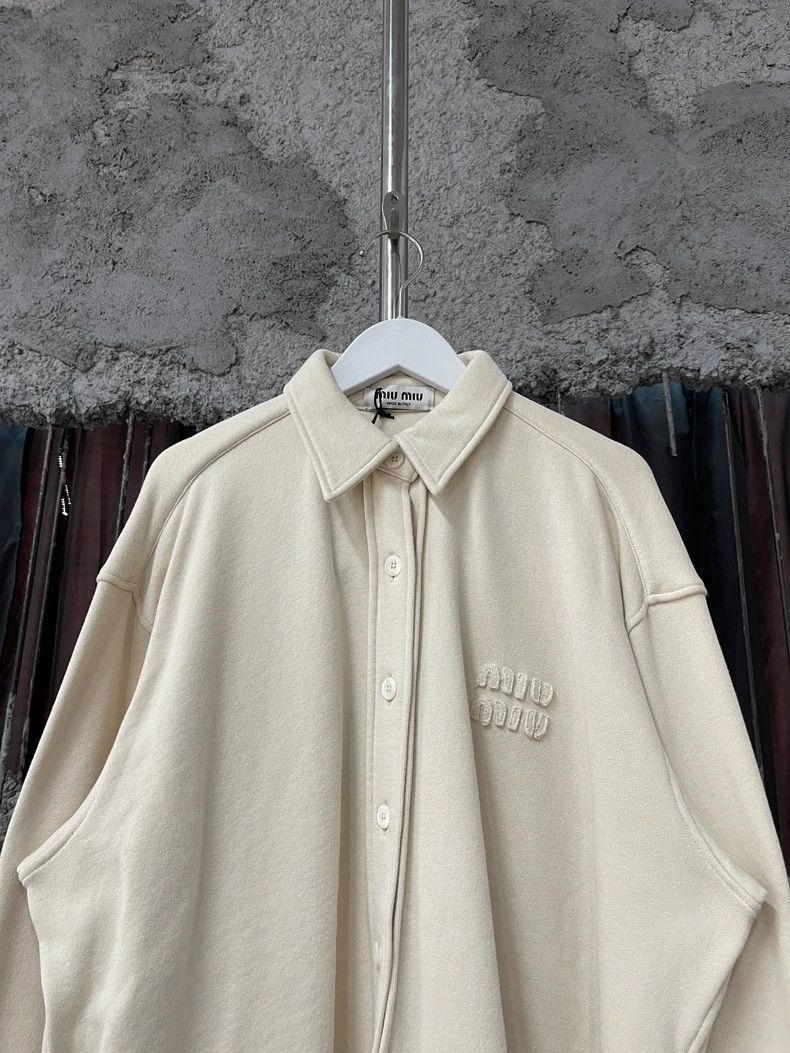 Miu Miu Miu Miu Long Sleeve Shirt in Beige Size US S / EU 44-46 / 1 - 3 Thumbnail