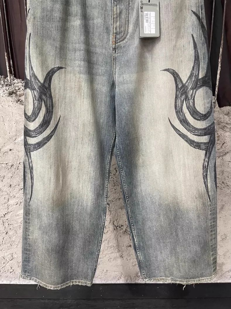 Balenciaga Balenciaga Dragon Pattern Denim Pants Size US 26 / EU 42 - 5 Thumbnail