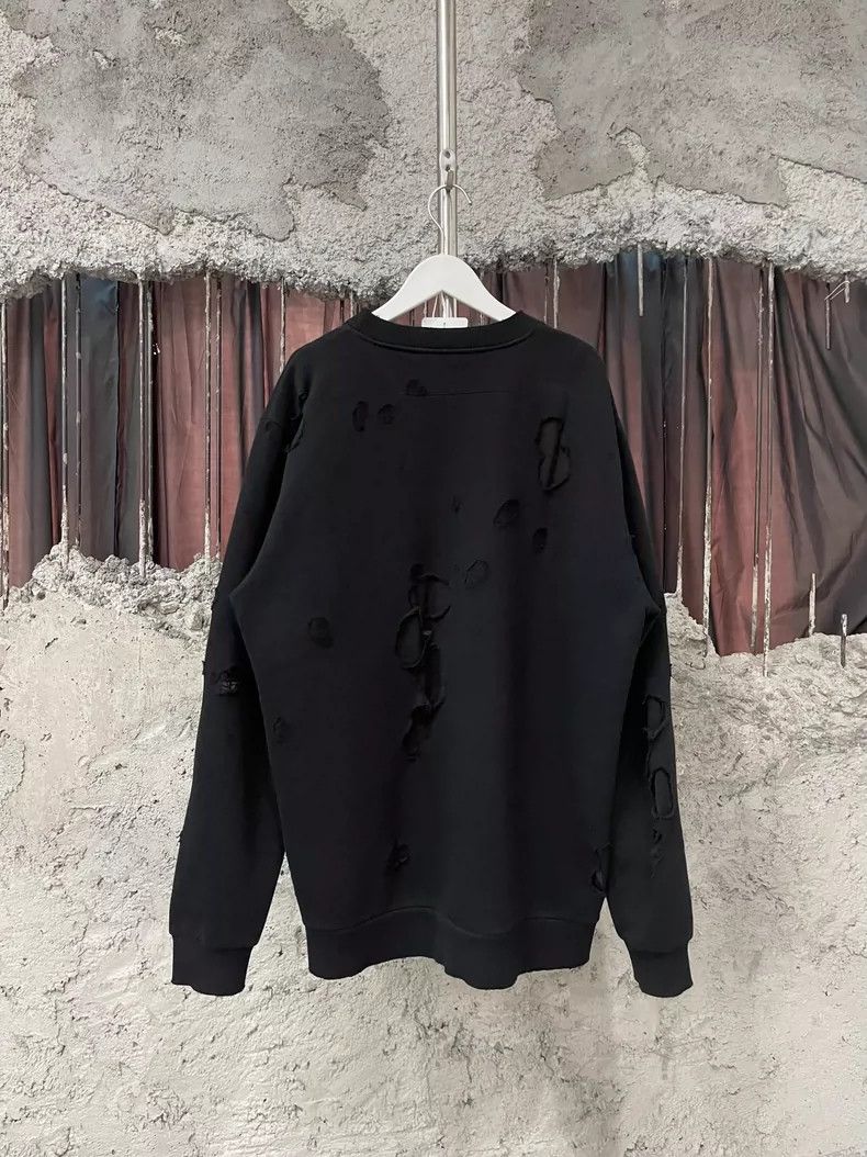 Givenchy Givenchy Distressed Sweatshirt with Logo Size US L / EU 52-54 / 3 - 2 Thumbnail