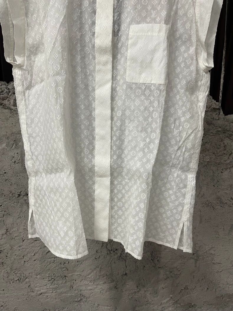 Louis Vuitton Louis Vuitton Sleeveless Shirt with Pattern Size US M / EU 48-50 / 2 - 4 Thumbnail