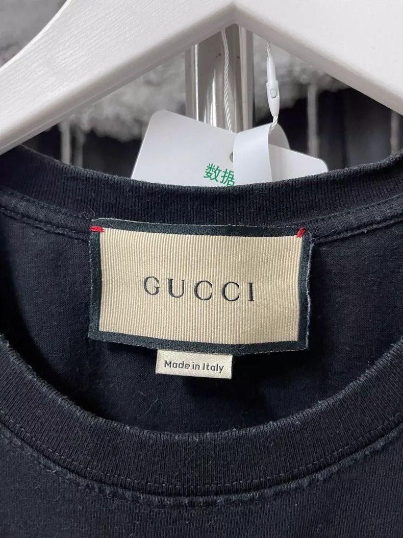 Gucci Gucci Short Sleeve T-Shirt with Design Size US S / EU 44-46 / 1 - 5 Thumbnail