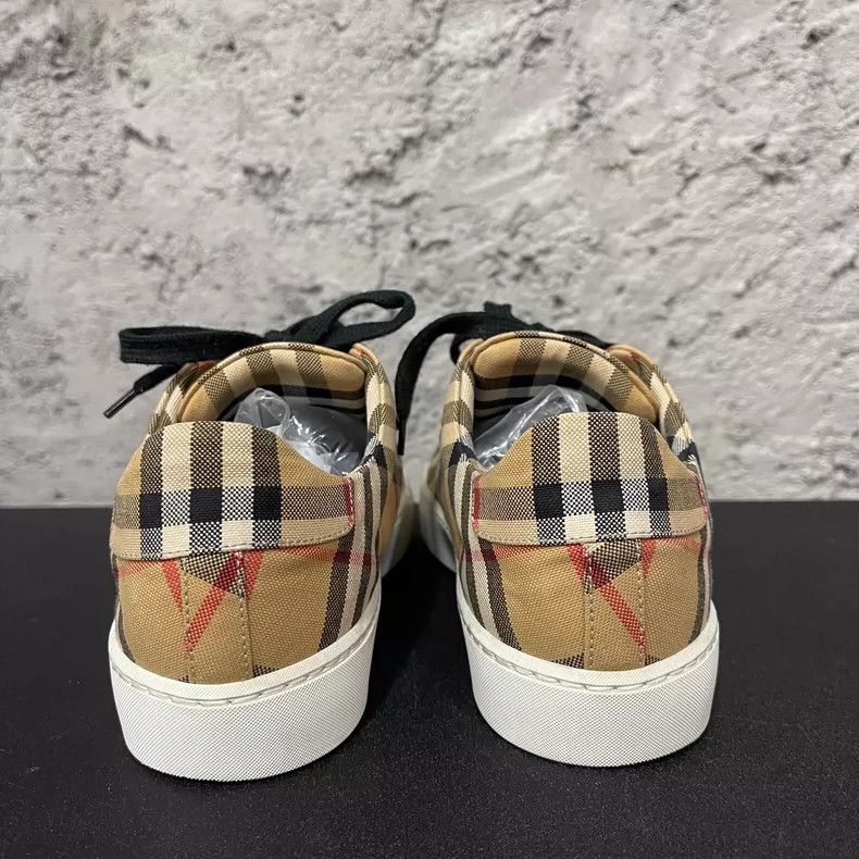 Burberry Burberry Rainbow Check Sneakers Size 38 Size US 6 / EU 39 - 3 Thumbnail