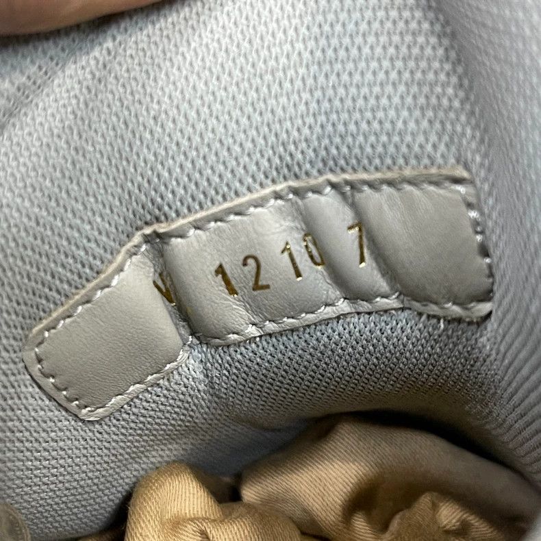 Louis Vuitton Louis Vuitton Sneakers Size 7 for Sale Size US 7 / EU 40 - 8 Thumbnail