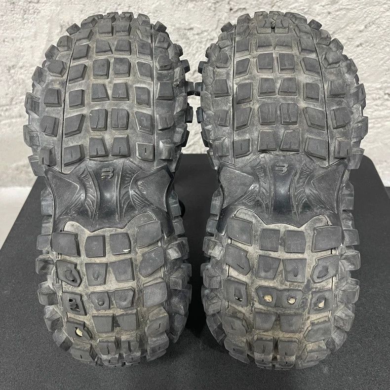 Balenciaga Balenciaga Tire Sneakers Size 41 Size US 8 / EU 41 - 7 Thumbnail