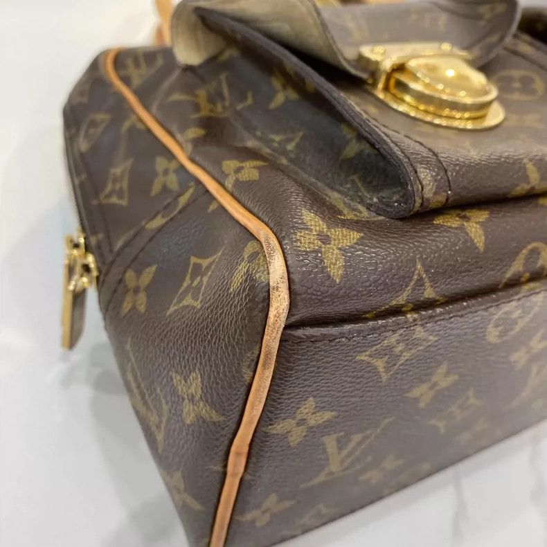Louis Vuitton Louis Vuitton Manhattan Leather Handbag Size ONE SIZE - 7 Thumbnail