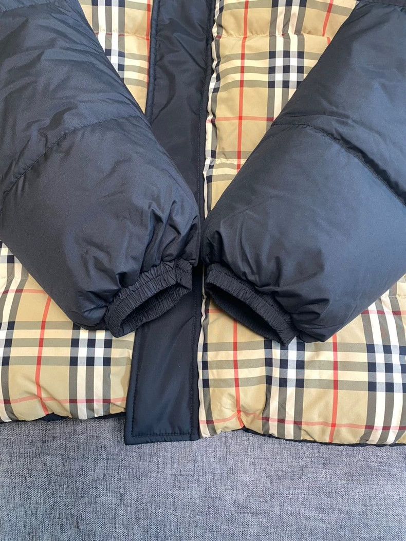Burberry Burberry Check Pattern Padded Jacket Size M-yf Size US M / EU 48-50 / 2 - 5 Thumbnail