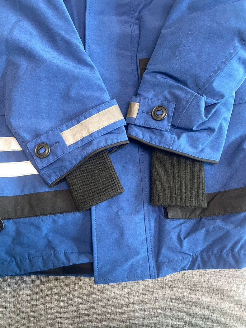 Canada Goose Canada Goose Erickson Parka with Hood-yf Size US M / EU 48-50 / 2 - 4 Thumbnail