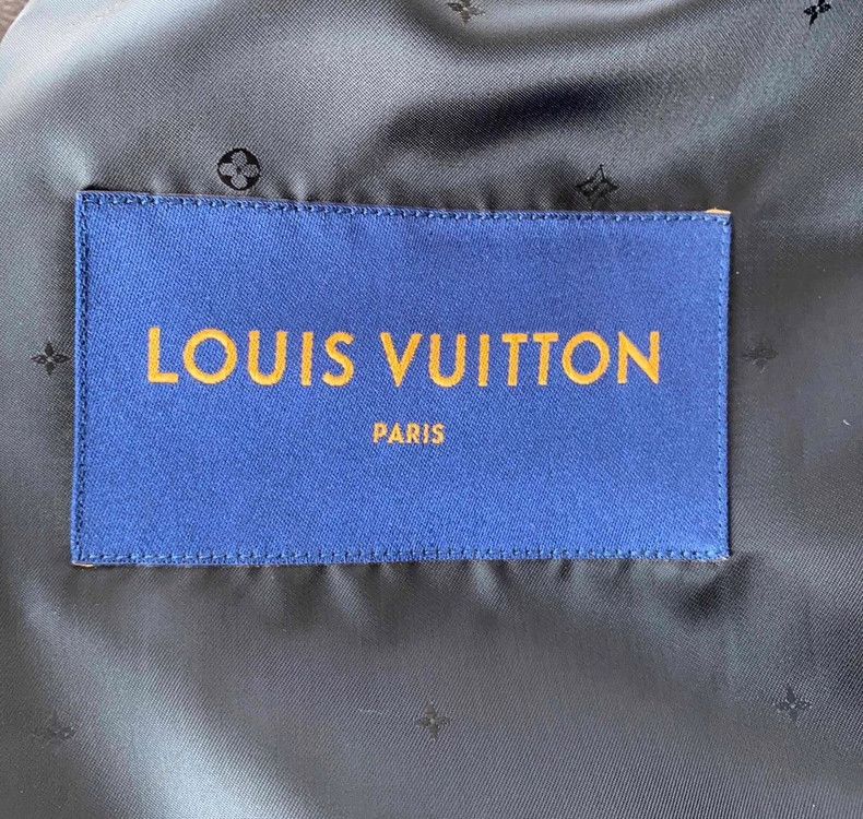 Louis Vuitton Louis Vuitton Limited Edition Jelly Coat-yf Size US L / EU 52-54 / 3 - 6 Thumbnail