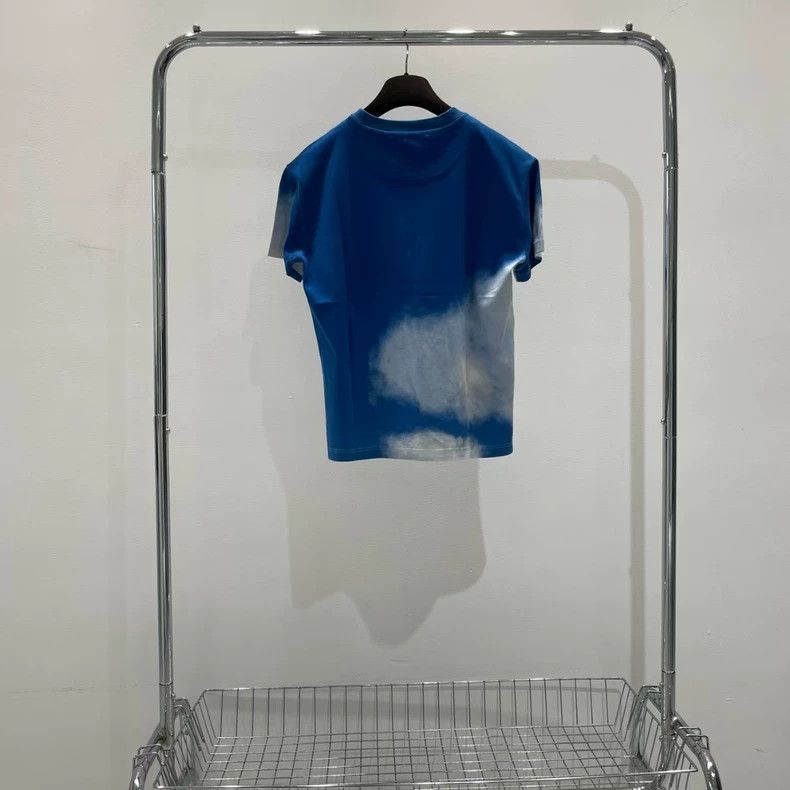 Louis Vuitton Louis Vuitton Short Sleeve Cloud Print Tee-yf Size US XS / EU 42 / 0 - 2 Thumbnail