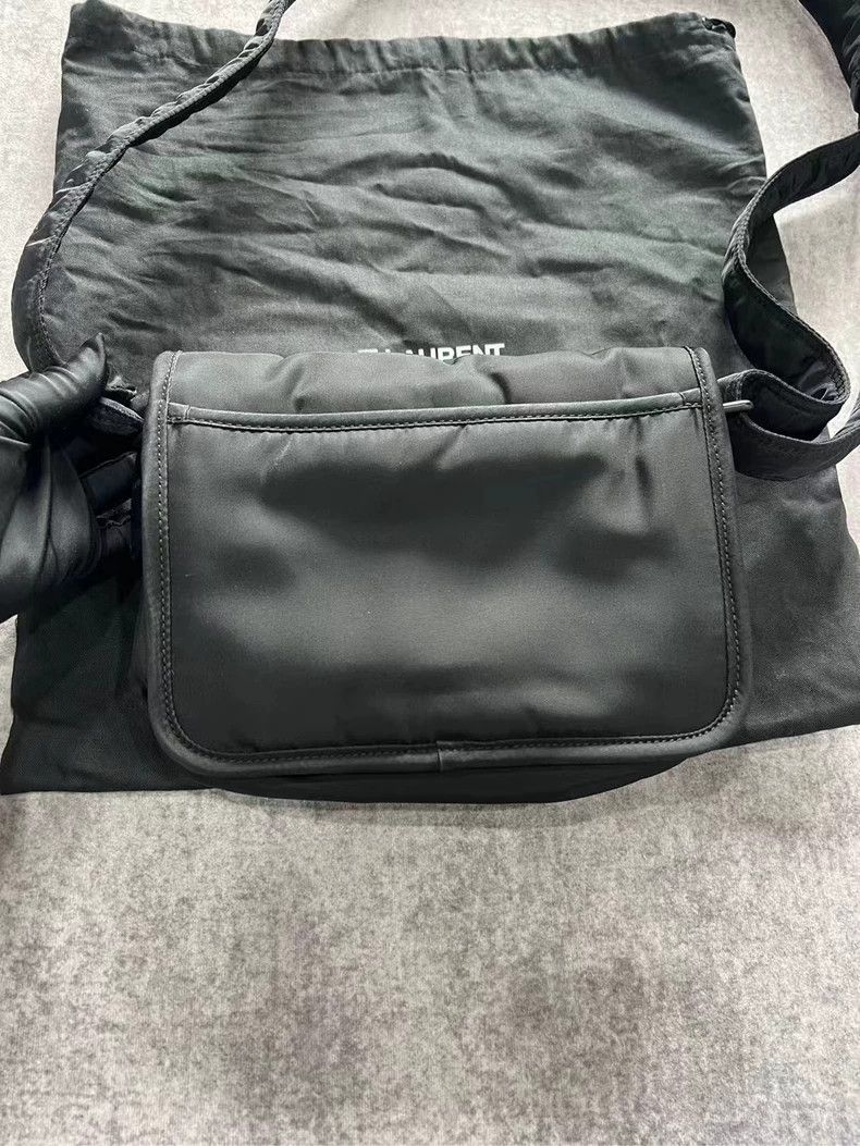 Yves Saint Laurent YSL Nylon Messenger Bag Almost Brand New-yf Size ONE SIZE - 3 Thumbnail