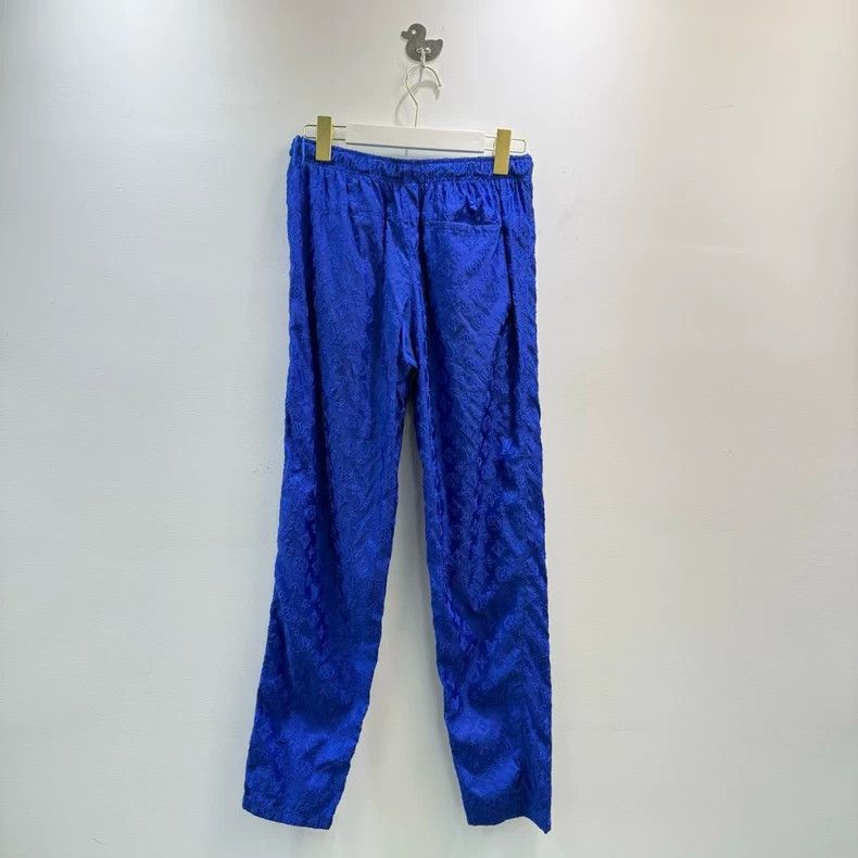Louis Vuitton Louis Vuitton Embossed Logo Casual Long Pants-yf Size US 36 / EU 52 - 2 Thumbnail