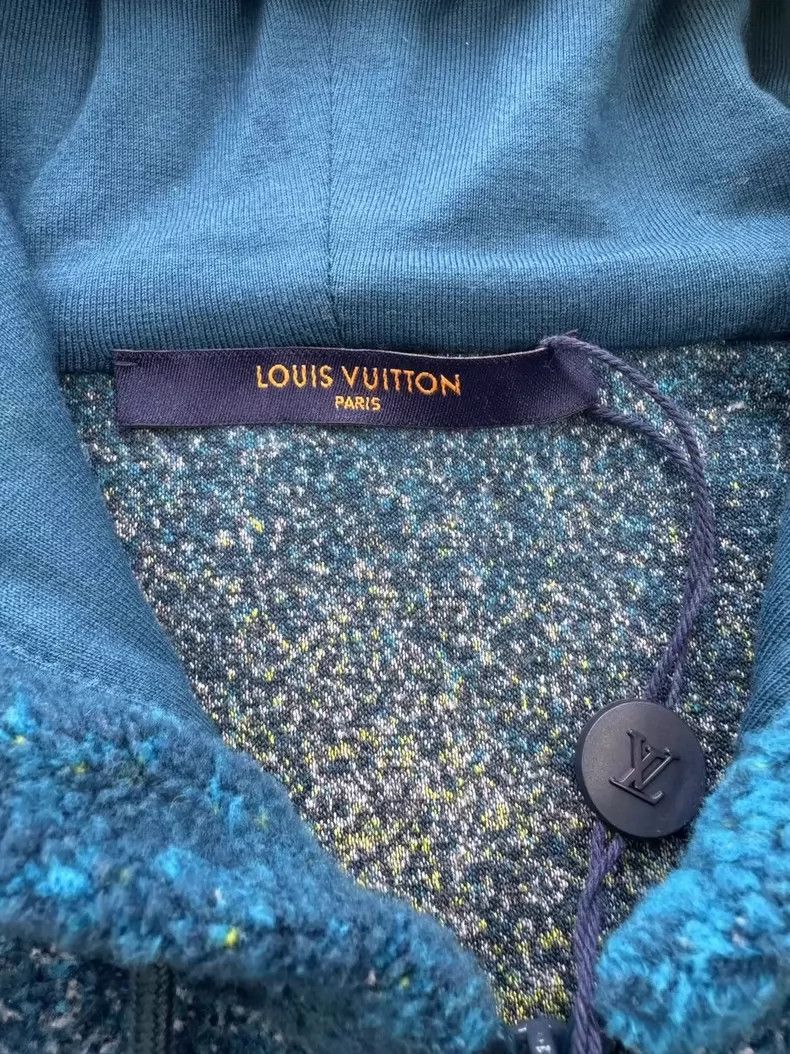 Louis Vuitton Louis Vuitton Blue Gradient Fleece Jacket-yf Size US XL / EU 56 / 4 - 3 Thumbnail
