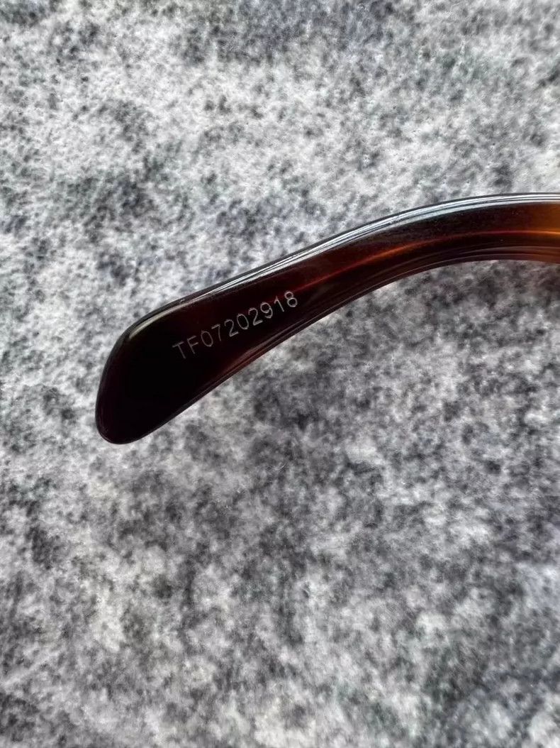 Celine Celine Amber Color Sunglasses with Case-yf Size ONE SIZE - 6 Thumbnail
