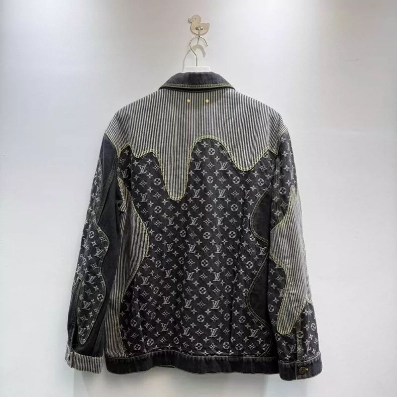 Louis Vuitton Louis Vuitton Nigo Embroidered Denim Jacket-yf Size US M / EU 48-50 / 2 - 2 Thumbnail
