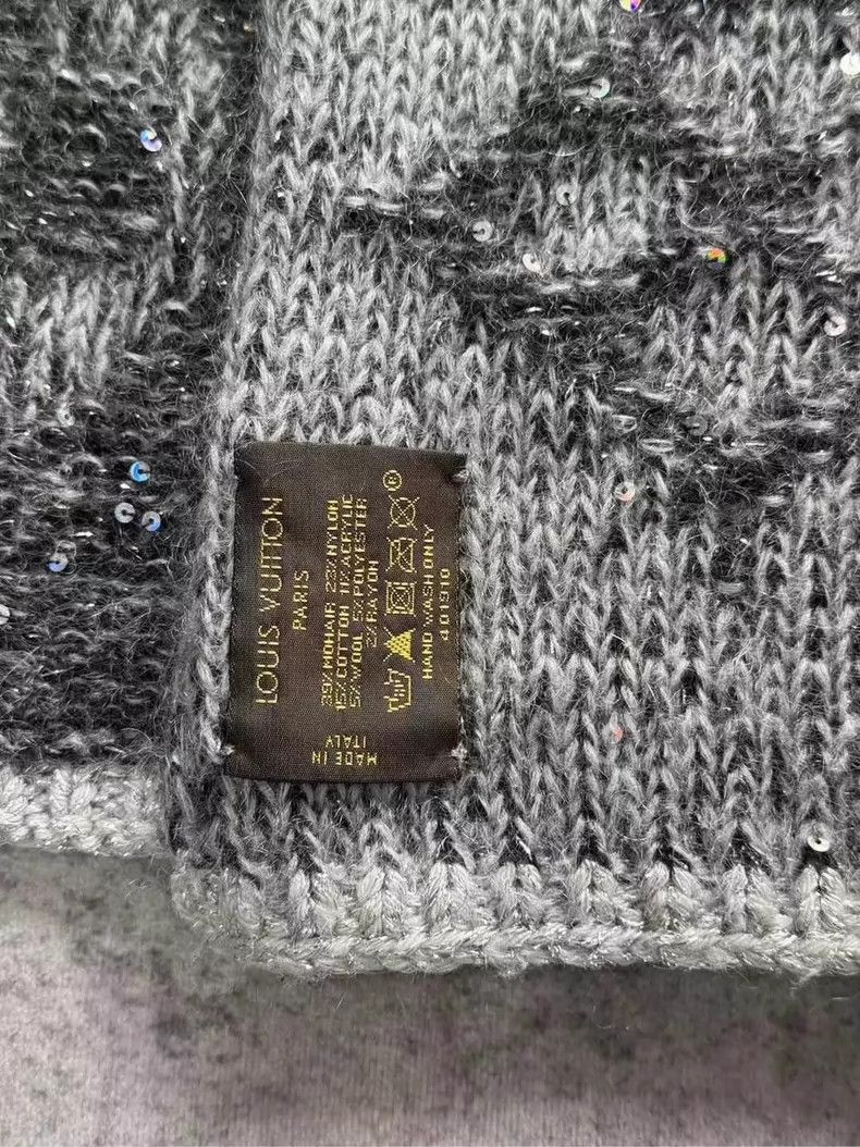 Louis Vuitton Louis Vuitton Sequin Cashmere Scarf-yf Size ONE SIZE - 4 Thumbnail