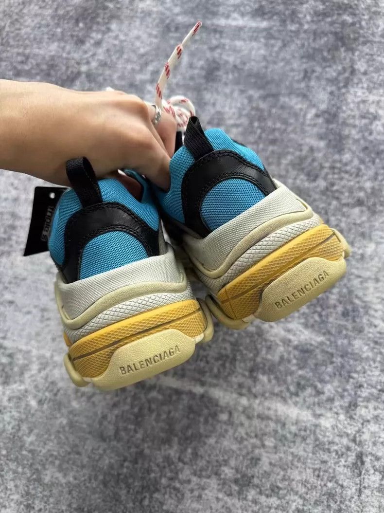 Balenciaga Balenciaga Triple S Dad Sneakers Red Blue-yf Size US 7.5 / EU 40-41 - 6 Thumbnail