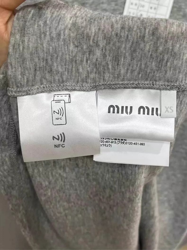 Miu Miu Miumiu V-Neck Long Sleeve Shirt-yf Size US XS / EU 42 / 0 - 5 Thumbnail