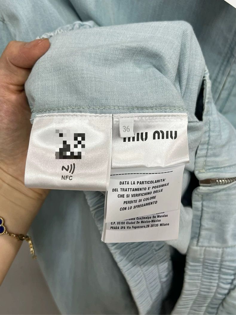Miu Miu Miumiu Water-Washed Denim Jacket Size 36-yf Size US S / EU 44-46 / 1 - 5 Thumbnail