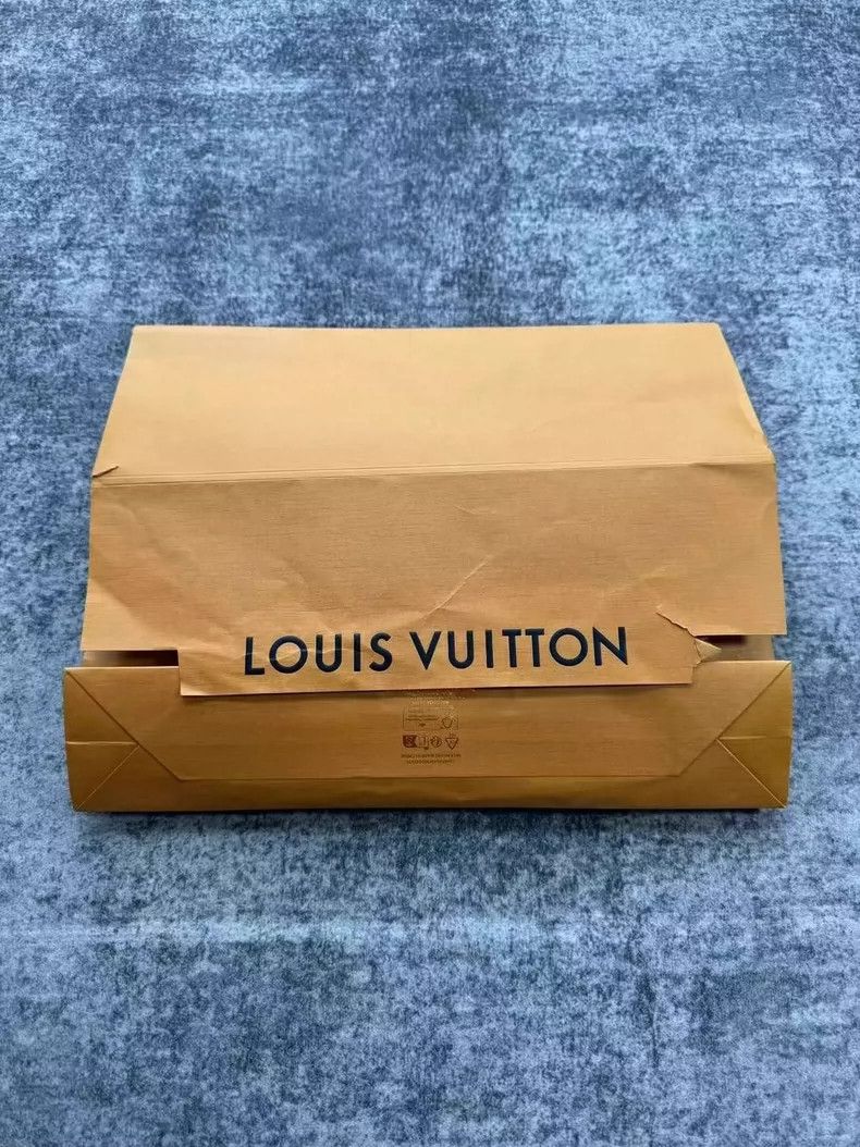 Louis Vuitton Louis Vuitton Black Wool Embroidered Knit Top-yf Size US XL / EU 56 / 4 - 6 Thumbnail