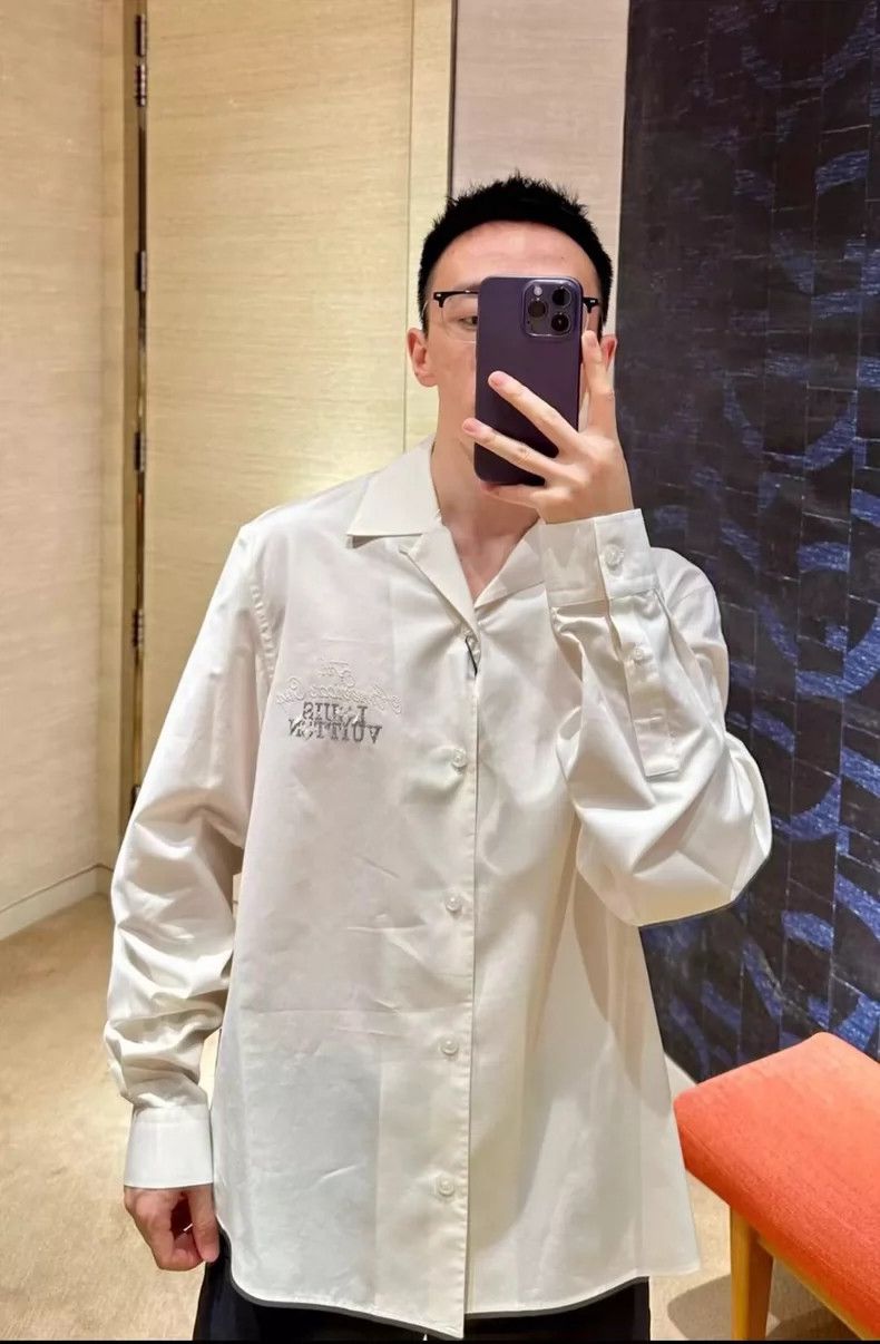 Louis Vuitton Louis Vuitton Long Sleeve Logo Shirt-yf Size US XL / EU 56 / 4 - 8 Thumbnail