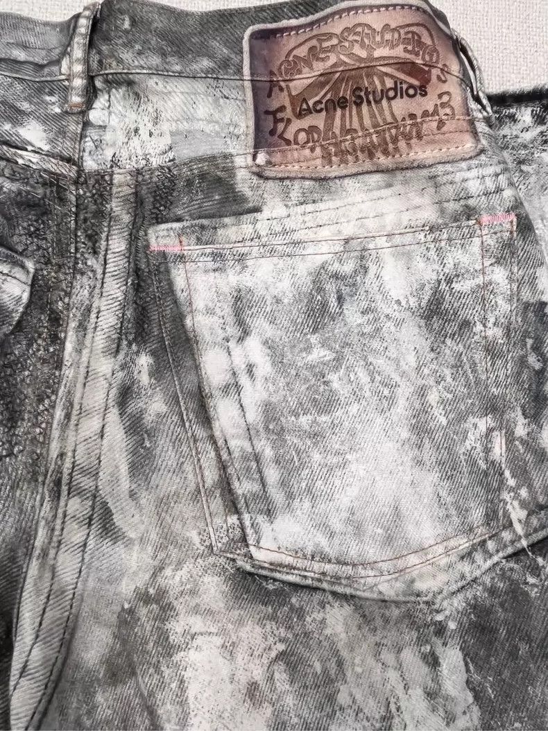 Acne Studios Acne Studios Dirty Effect Wide Leg Jeans-yf Size US 44 / EU 60 - 3 Thumbnail