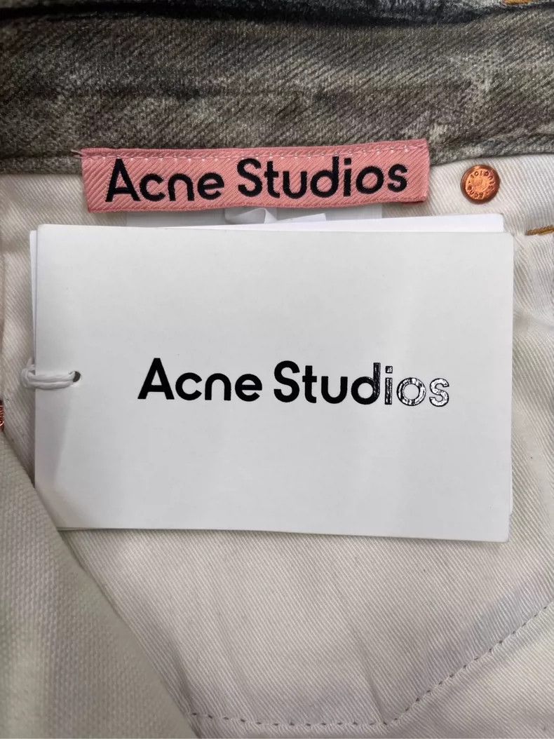 Acne Studios Acne Studios Dirty Effect Wide Leg Jeans-yf Size US 44 / EU 60 - 4 Thumbnail