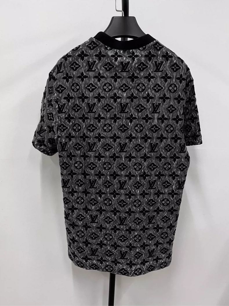 Louis Vuitton LOUIS VUITTON FW22 Logo Round Neck Short Sleeve Tee-yf Size US S / EU 44-46 / 1 - 2 Thumbnail