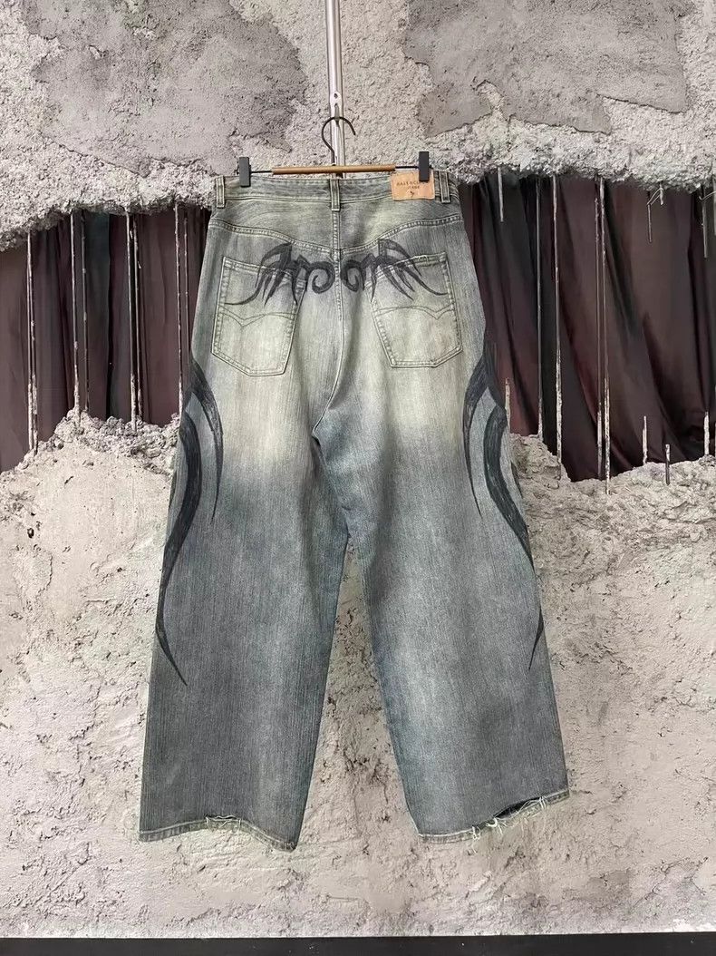 Balenciaga Balenciaga Dragon Pattern Denim Pants-yf Size US 26 / EU 42 - 2 Thumbnail