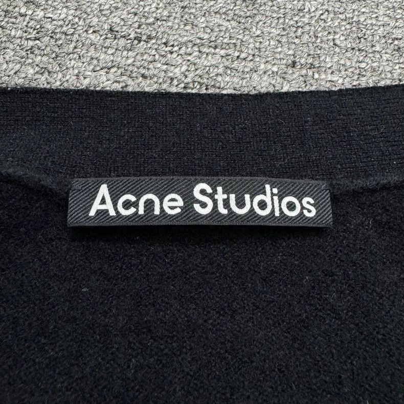 Acne Studios Acne Studios V-Neck Cardigan Wool Sweater-yf Size US XXS / EU 40 - 3 Thumbnail