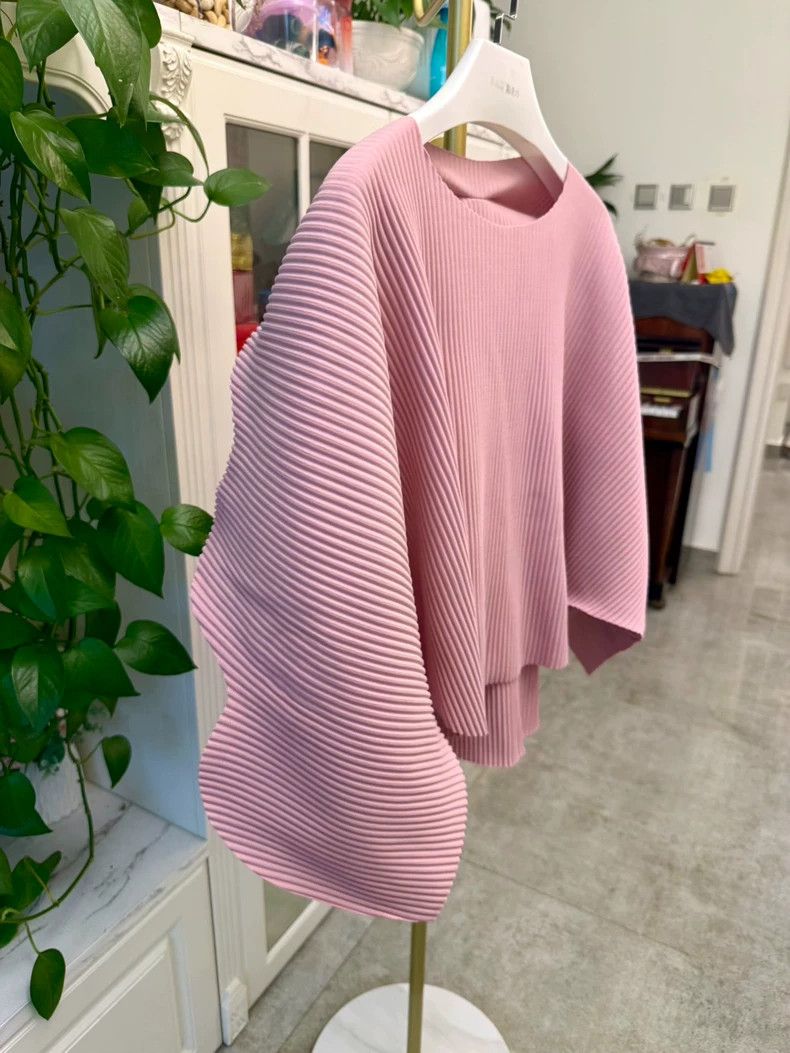 Issey Miyake Pink Petal Top by Issey Miyake-yf Size US M / EU 48-50 / 2 - 2 Thumbnail