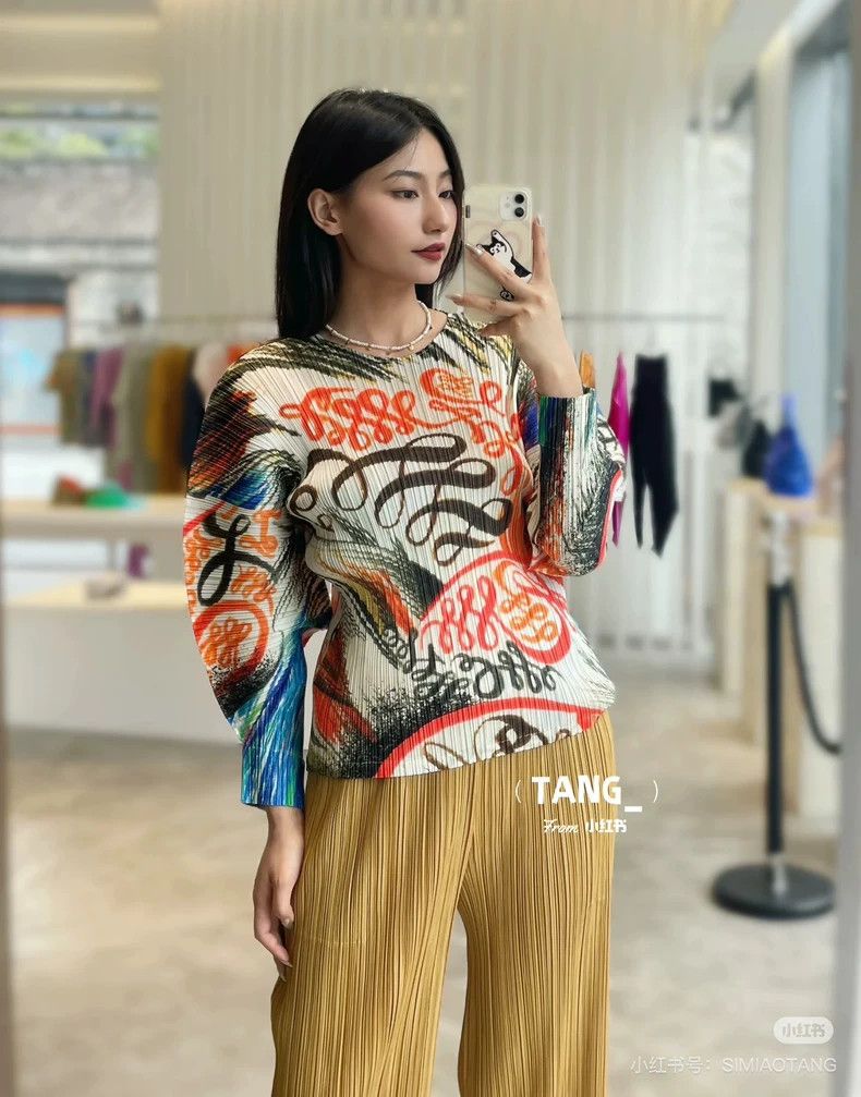 Issey Miyake Issey Miyake Long Sleeve Graffiti Top-yf Size US M / EU 48-50 / 2 - 9 Thumbnail