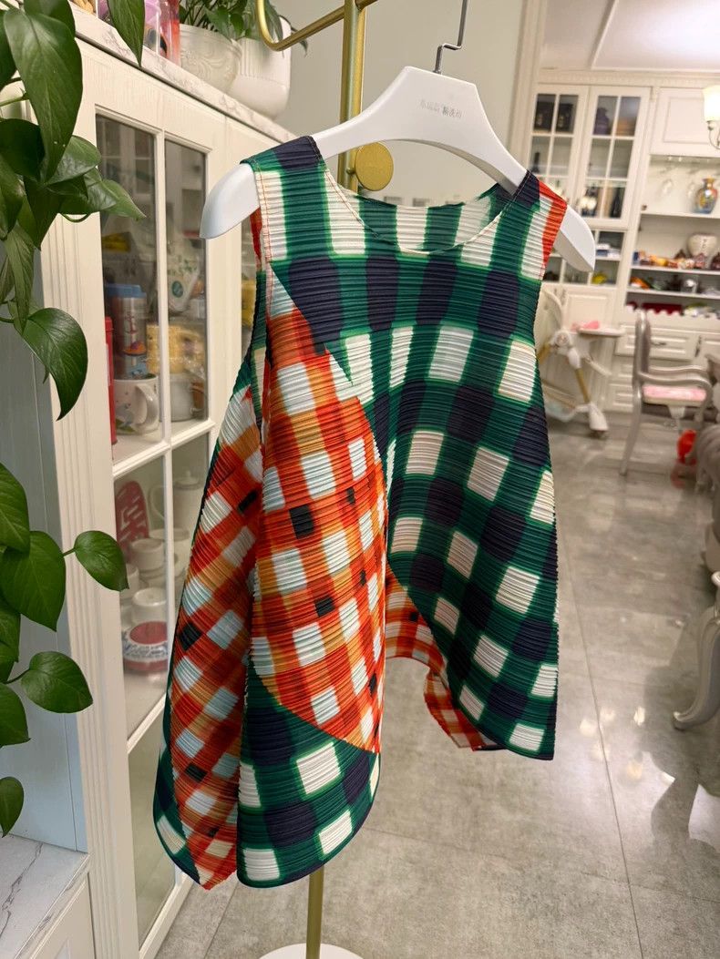 Issey Miyake Issey Miyake Colorful Pleated Tank Top-yf Size US M / EU 48-50 / 2 - 2 Thumbnail