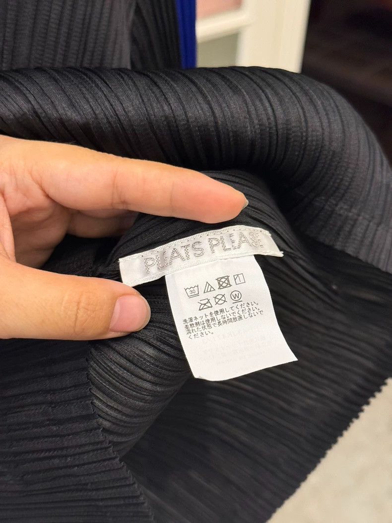 Issey Miyake Blue and Black Pleated Top-yf Size US M / EU 48-50 / 2 - 4 Thumbnail
