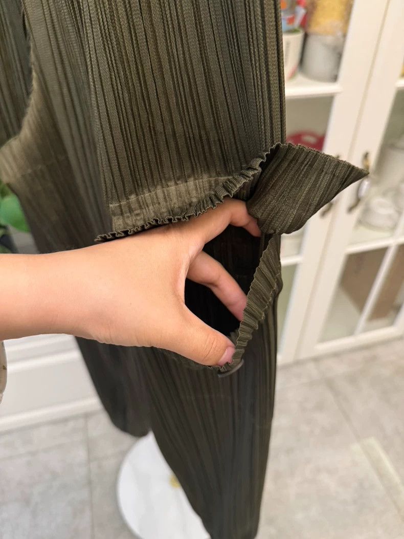 Issey Miyake Issey Miyake Cargo Pants in Khaki Green-yf Size US 44 / EU 60 - 6 Thumbnail