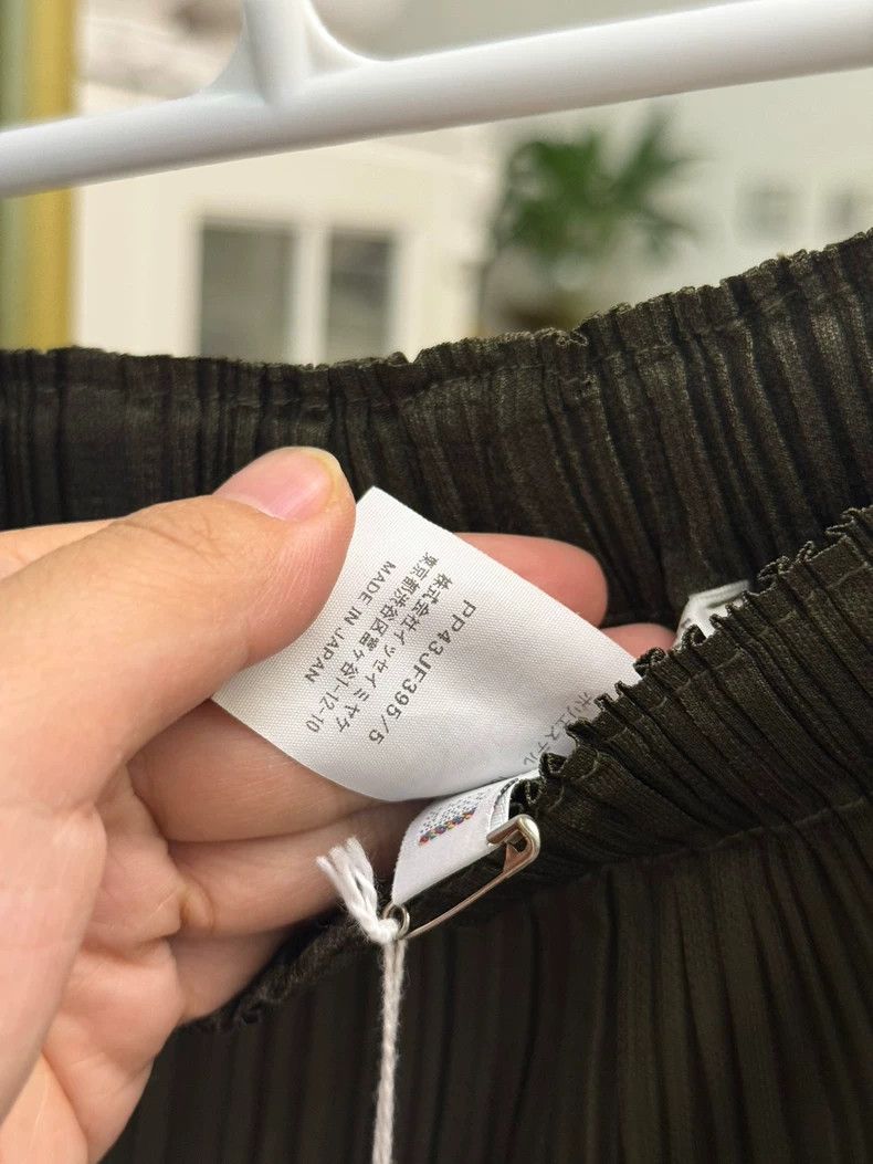 Issey Miyake Issey Miyake Cargo Pants in Khaki Green-yf Size US 44 / EU 60 - 4 Thumbnail