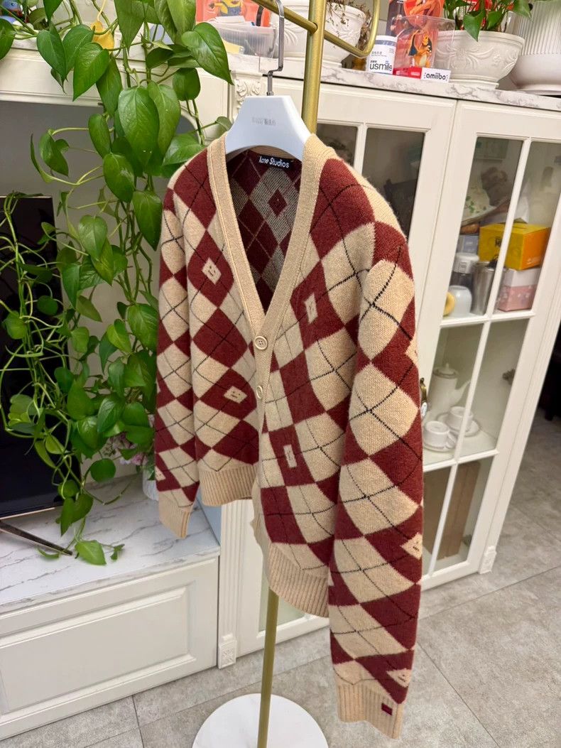 Acne Studios Acne Studios Argyle Pattern Cardigan Sweater-yf Size US S / EU 44-46 / 1 - 3 Thumbnail